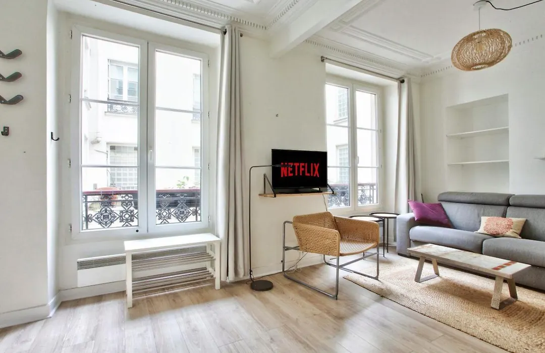 Appartement Quartier Hotel De Ville Free Netflix-1