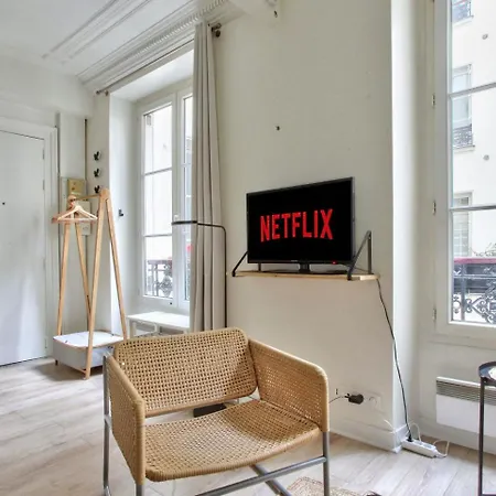Appartement Quartier Hotel De Ville Free Netflix-2